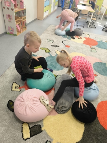 18dfa07f-5d81-4ced-bbfb-2e4e33834748